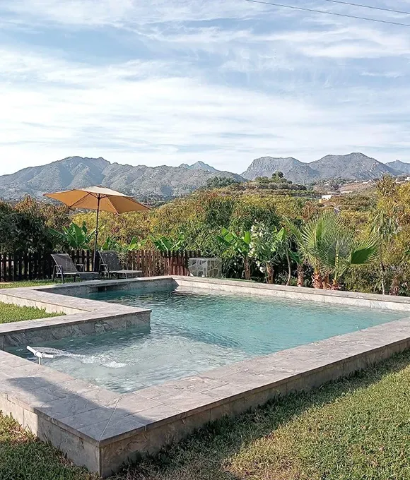 Imagen de Casas cerca de montaña