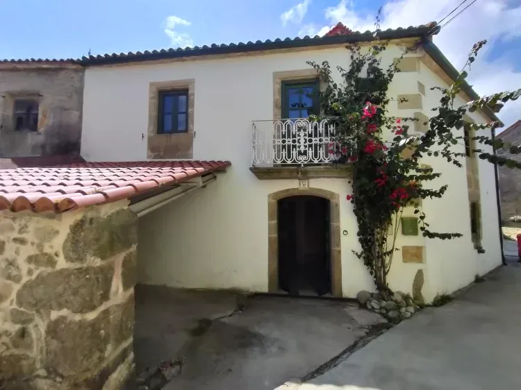 Imagen de Entrada y parking