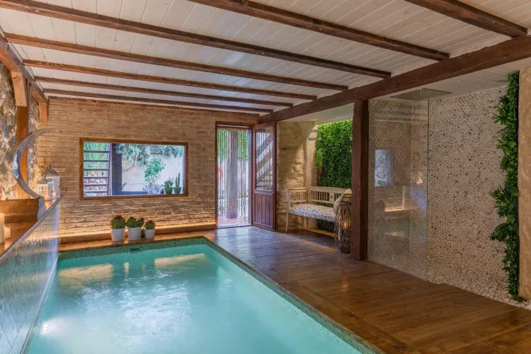 Imagen de Piscina interior