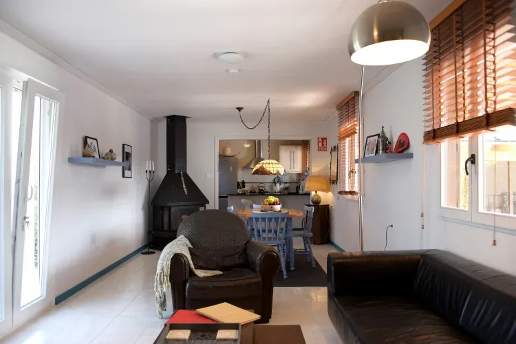 Imagen de PALMITO : sala de estar y comedorr