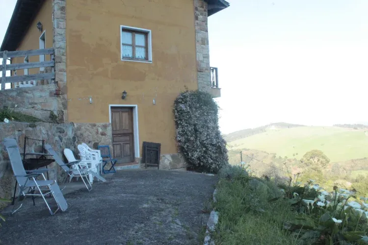 Imagen de Patio con barbacoa El Mirador de Peña Crespa
