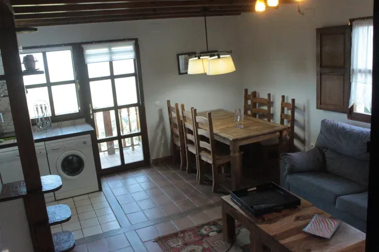 Imagen de Apartamento para 6 personas El Mirador de Peña Crespa salón-comedor y cocina