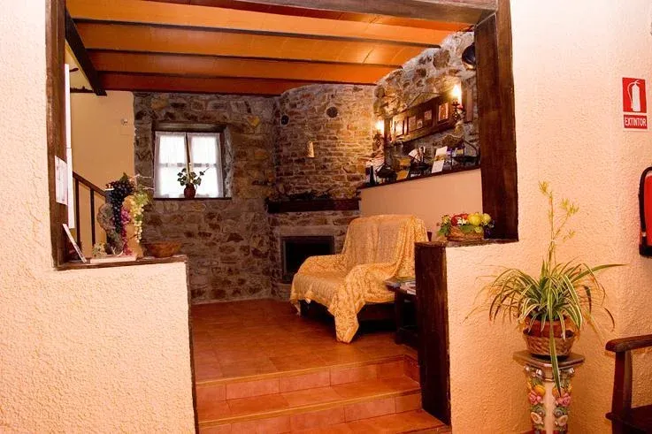 Imagen de SALITA CON CHIMENEA