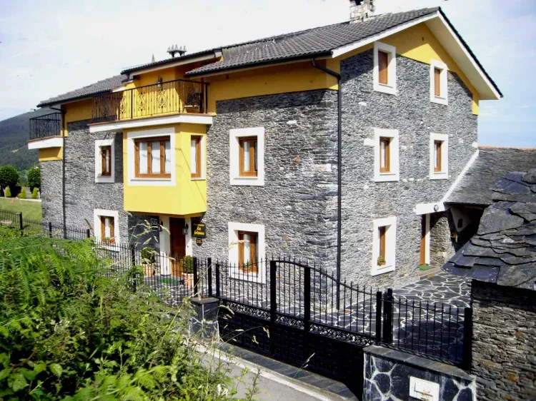 Imagen de Fachada Principal casa