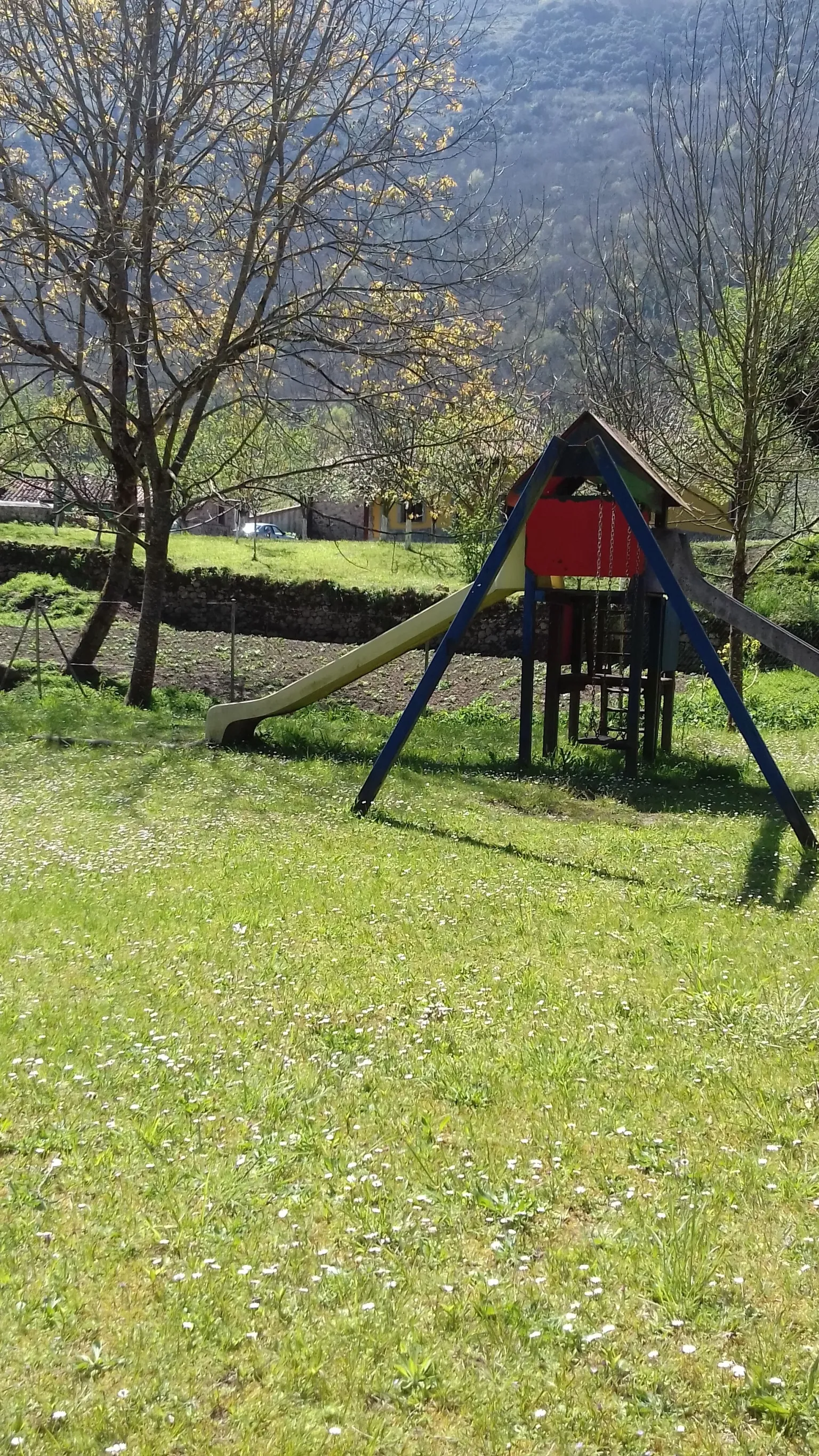 Imagen de Zona infantil en parque a 1 min a pie