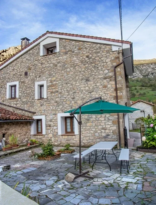 Imagen de Patio anexo cerrado con barbacoa