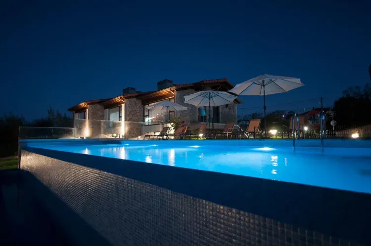 Imagen de Piscina Infinity