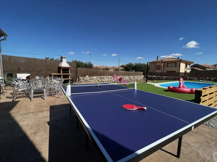 Imagen de Barbacoa y piscina