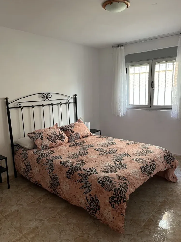 Imagen de Habitacion 1: cama de matrimonio