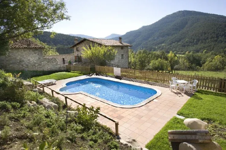 Imagen de Piscina i casa