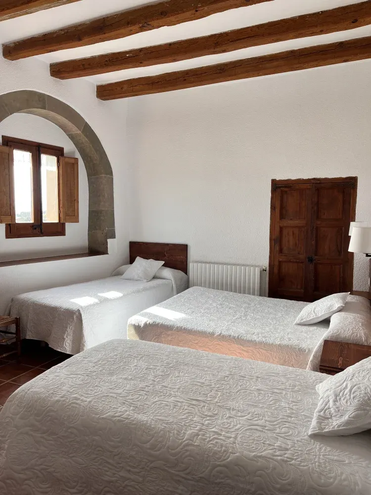 Imagen de Habitaciones: 7 dobles, 1 triple y 1 cuadruple