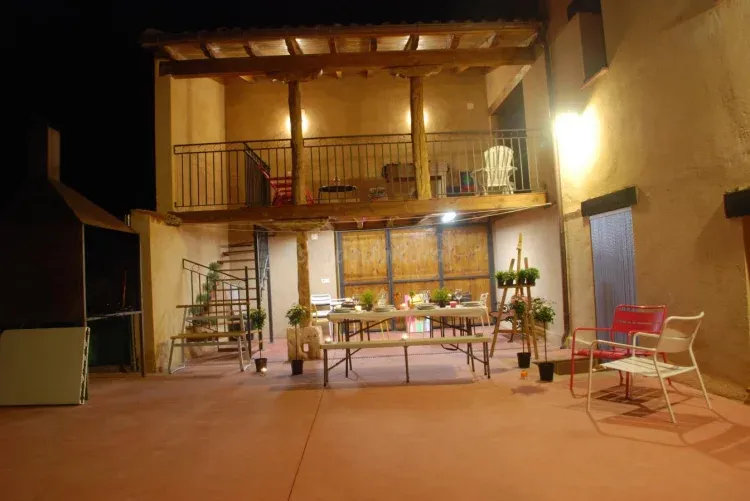 Imagen de Patio noche