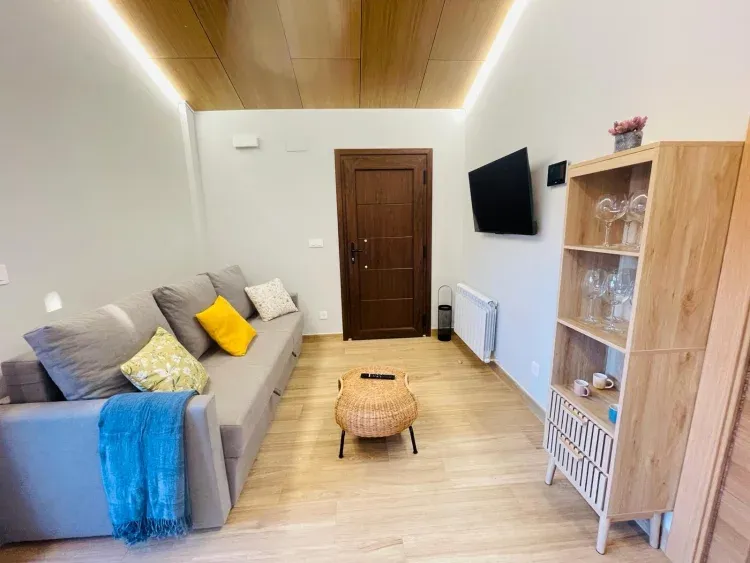 Imagen de Sala de estar con sofá-cama