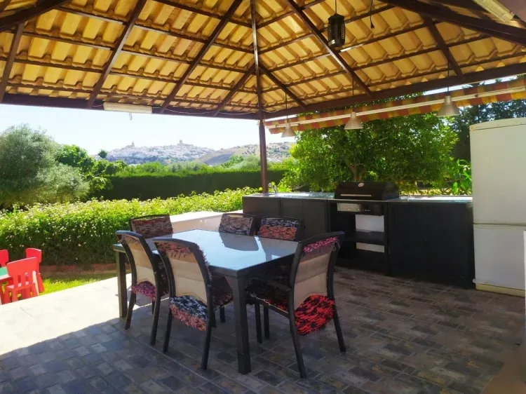 Imagen de barbacoa casa el estribo