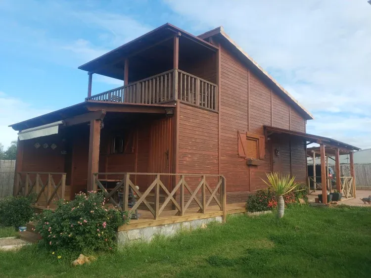 Imagen de VISTA DE LA CASA DESDE LA BARBACOA