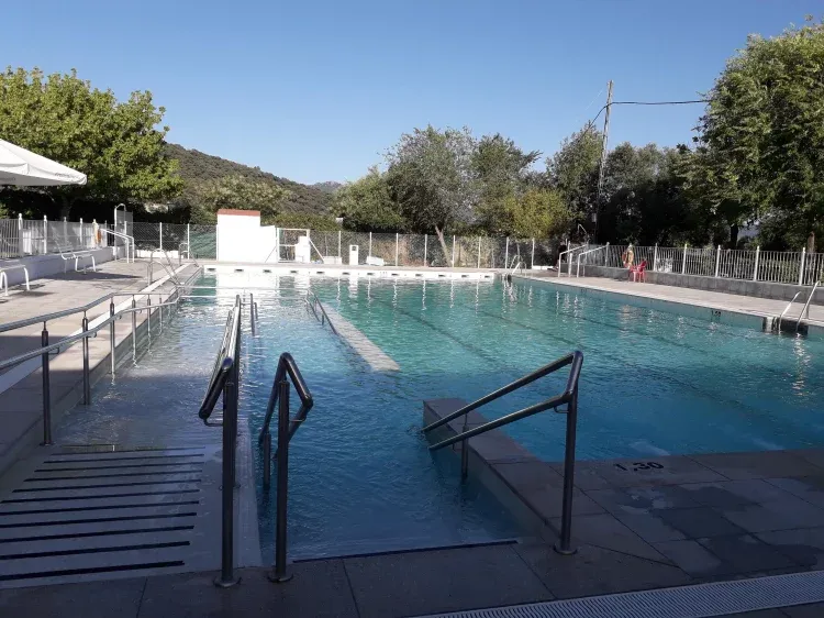 Imagen de PISCINA MUNICIPAL