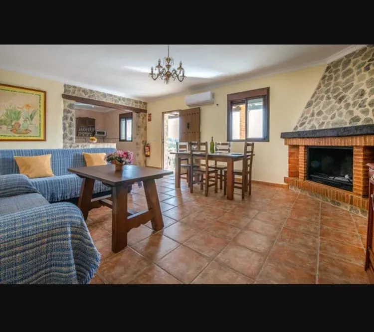 Imagen de Salón   chimenea 