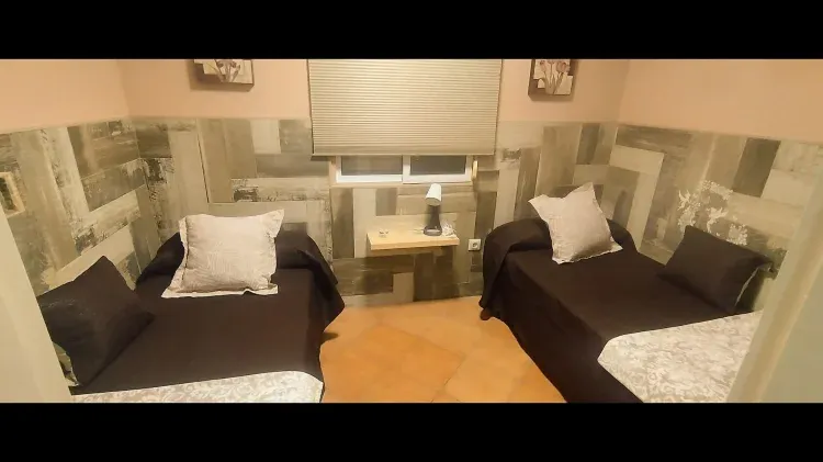 Imagen de Habitaci&oacute;n dos camitas