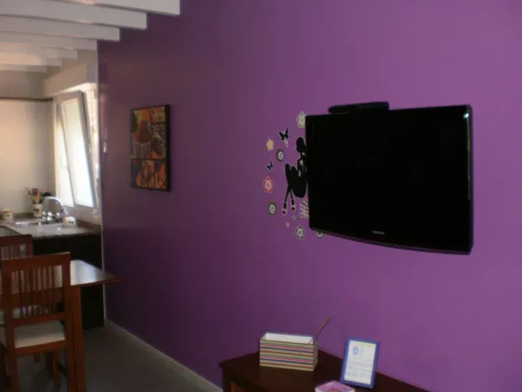 Imagen de Televisor LCD 32"Apartamento El Sauce