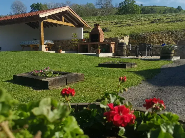 Imagen de porche y barbacoa