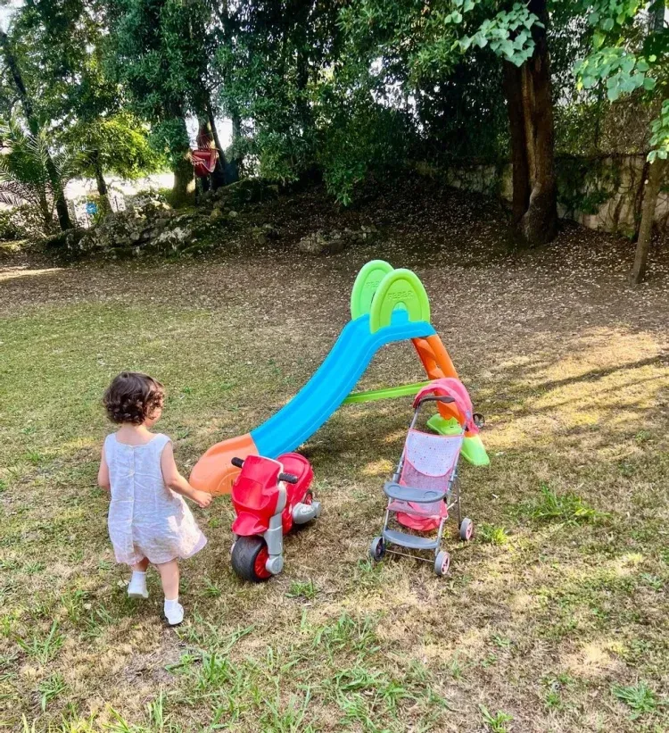 Imagen de Diversión en el jardín para los más pequeños!! 