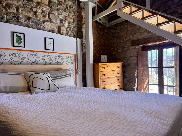 Imagen de habitaci&oacute;n-cama-matrimonio-la-calma
