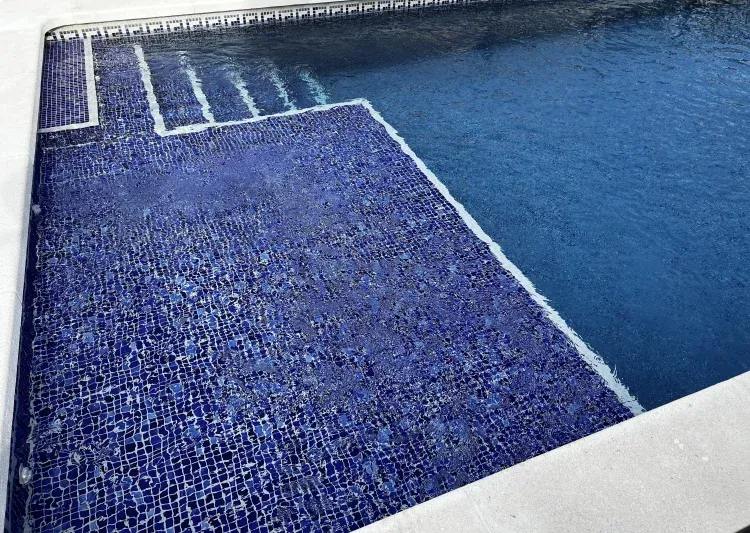 Imagen de Piscina con playa