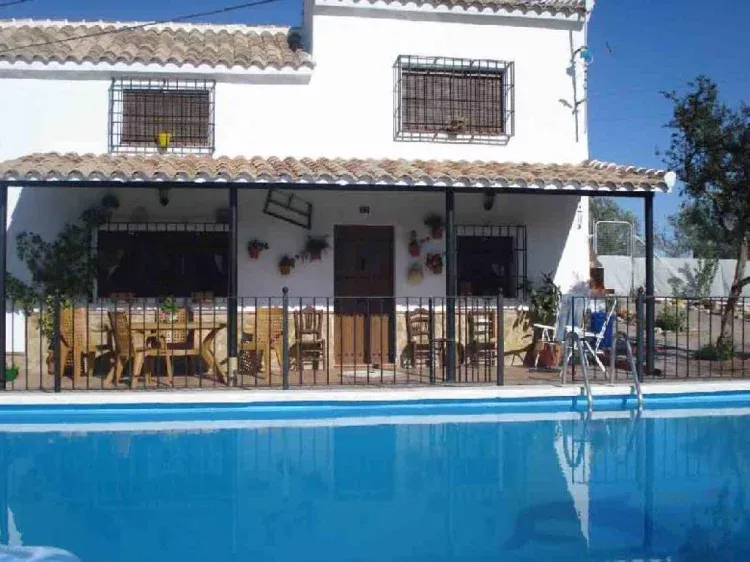 Imagen de Fachada-Piscina