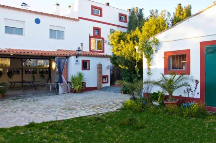 Imagen de Fachada principal en el Cortijo Rural Navalaperdiz
