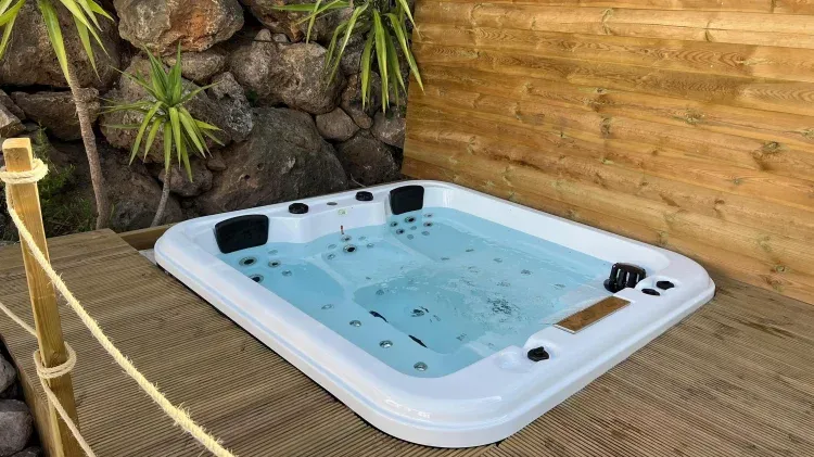 Imagen de jacuzzi