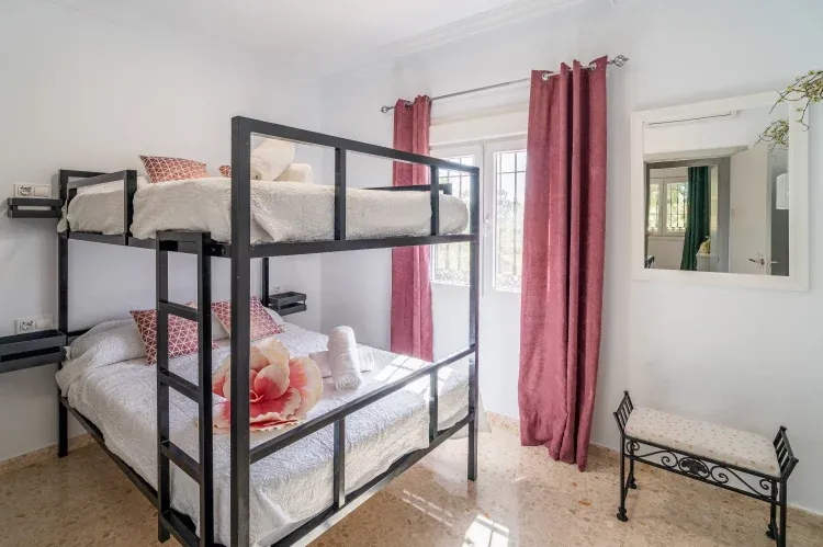 Imagen de Habitación Literas matrimonio