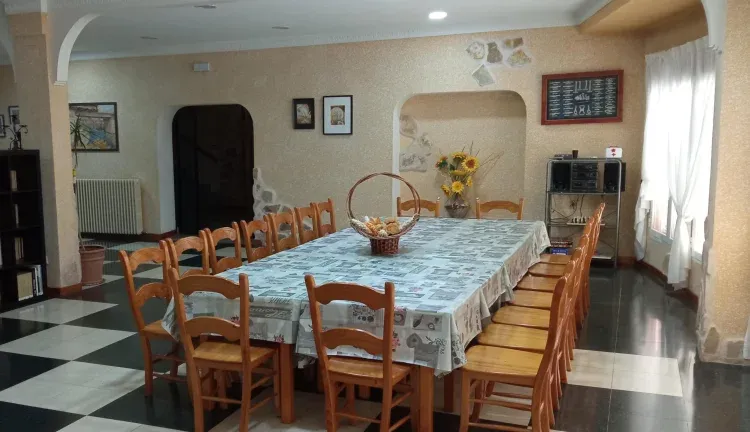 Imagen de Gran mesa comedor