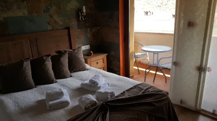 Imagen de cama matrimonial