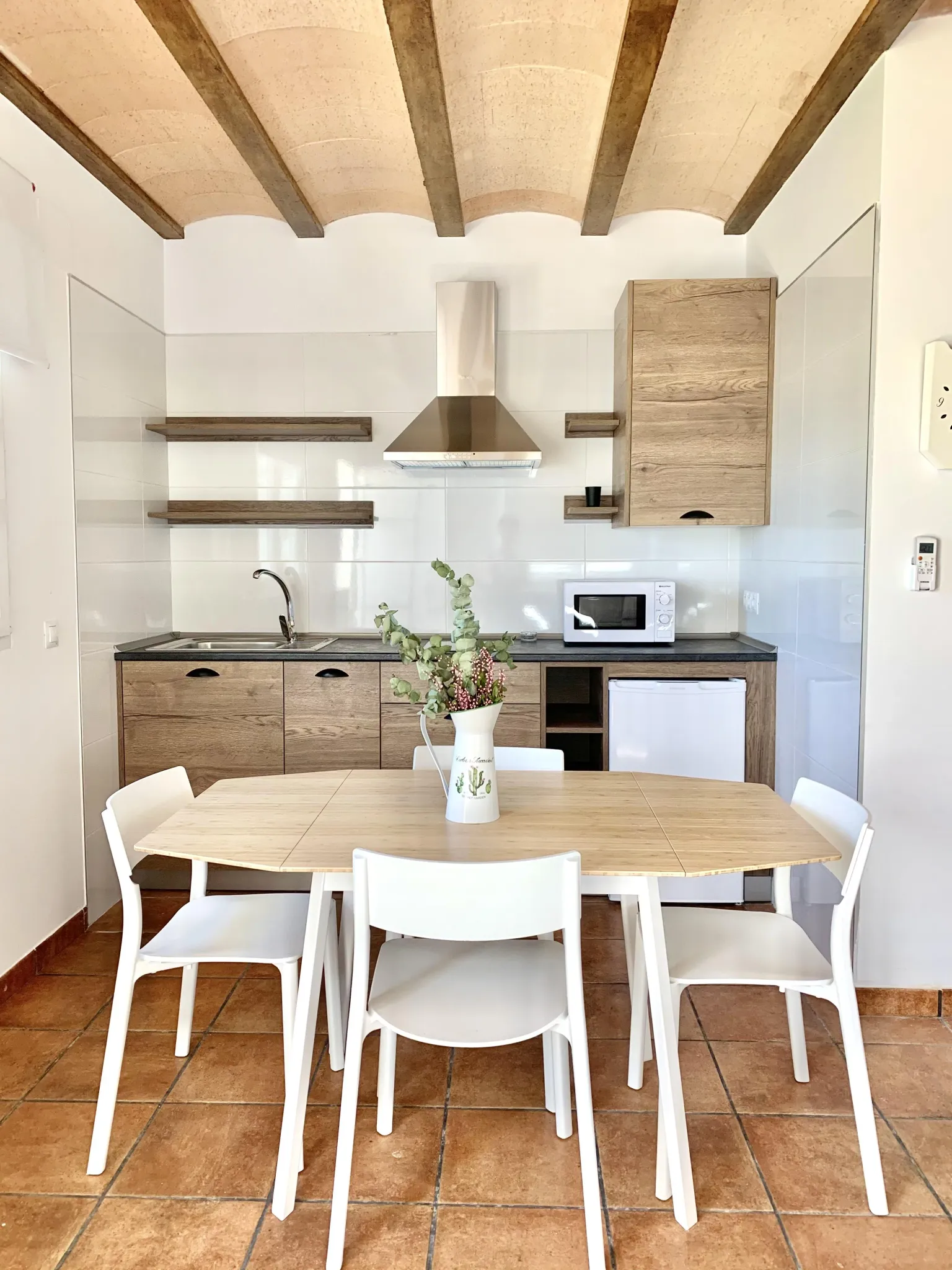 Imagen de Comedor casita 4