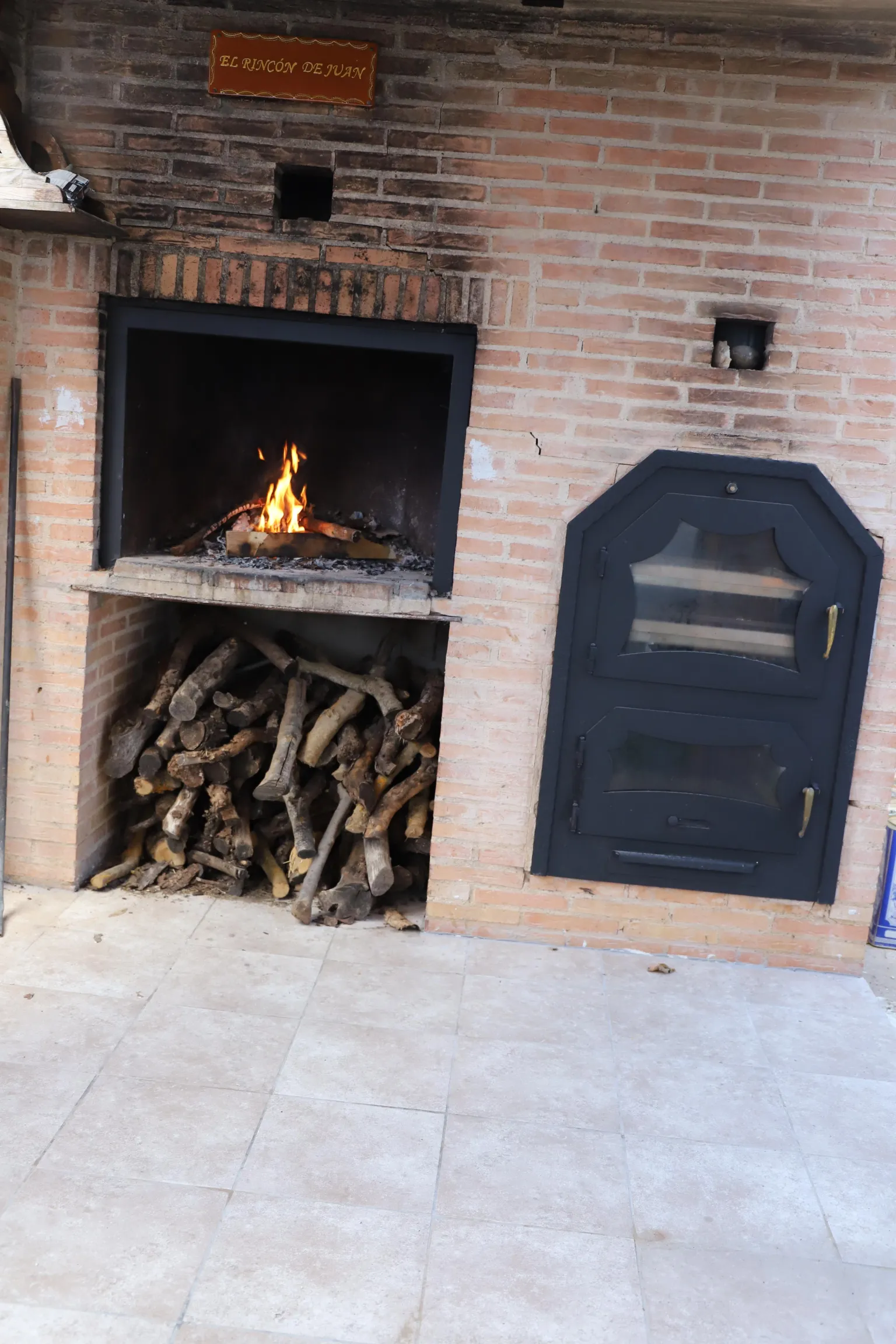 Imagen de Barbacoa y horno de leña