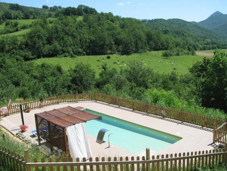 Imagen de Tomar el sol con vistas de la Vall de Salarsa