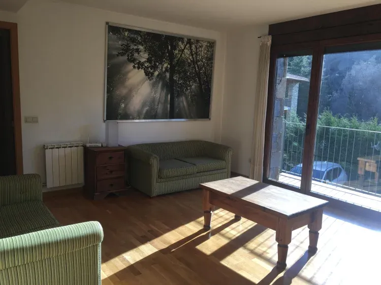 Imagen de Apto 2: Sala de Estar con Vistas a Montaña