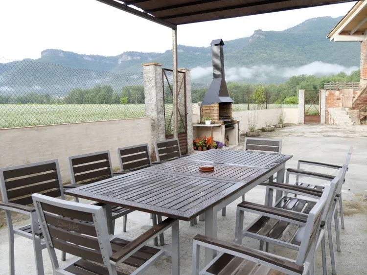 Imagen de mesa exterior