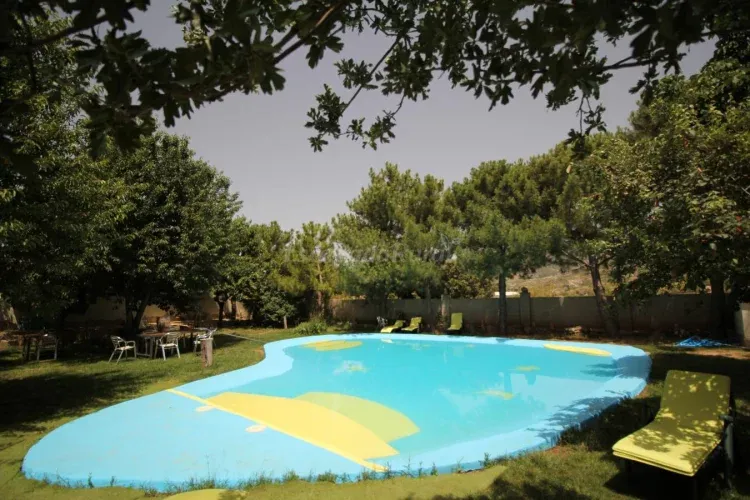 Imagen de Gran piscina con electrólisis nueva