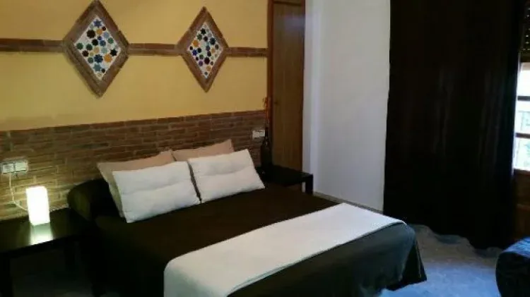 Imagen de habitación cama de matrimonio