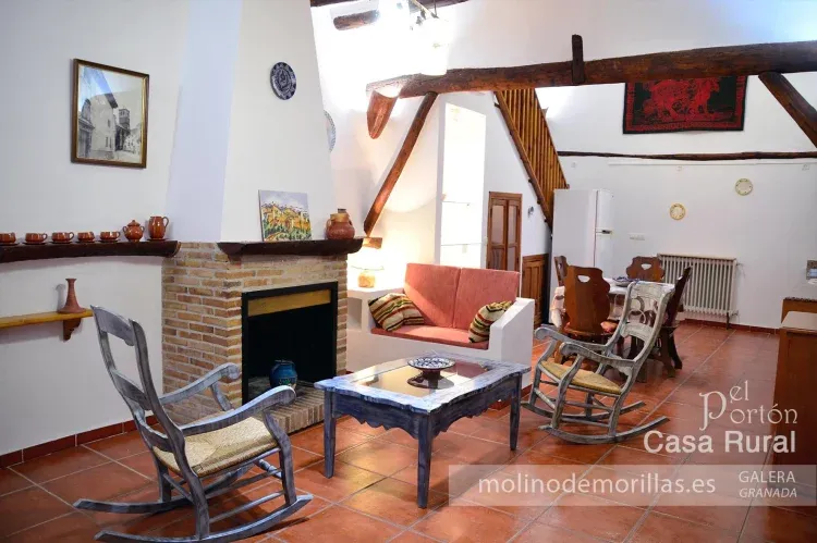 Imagen de Salón con chimenea