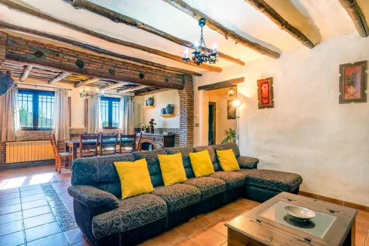 Imagen de SALON-COMEDOR