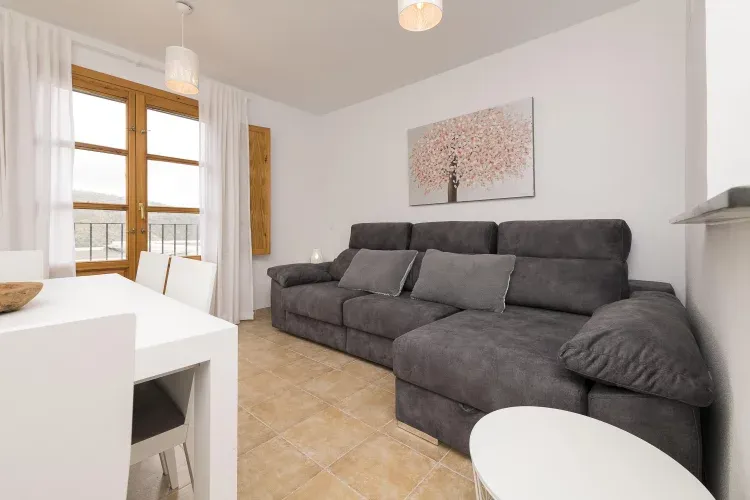 Imagen de SALON CON CHIMENEA