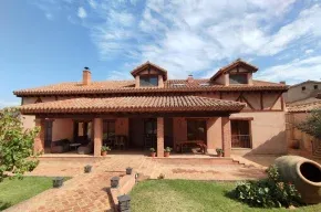 Imagen de Casa de Barro