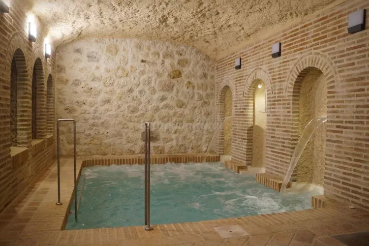 Imagen de Piscina climatizada/spa. Zona común