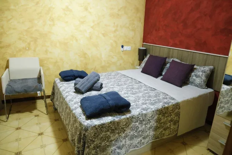 Imagen de Habitación hay 5 iguales. 