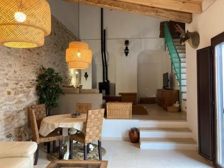 Imagen de Vista del Salón bajo y alto