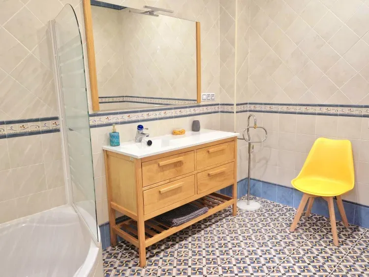 Imagen de SALA DE BAÑO HABITACION PRINCIPAL/ DISPONE DE OTRO MAS.