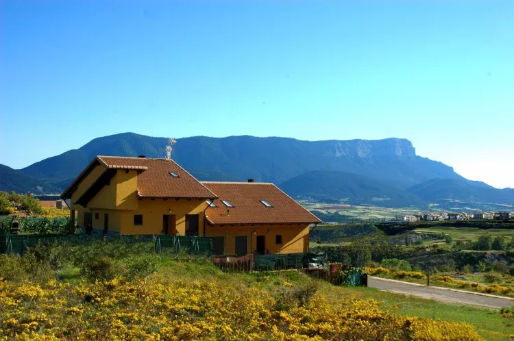 Imagen de Casa Jaca y Peña Oroel