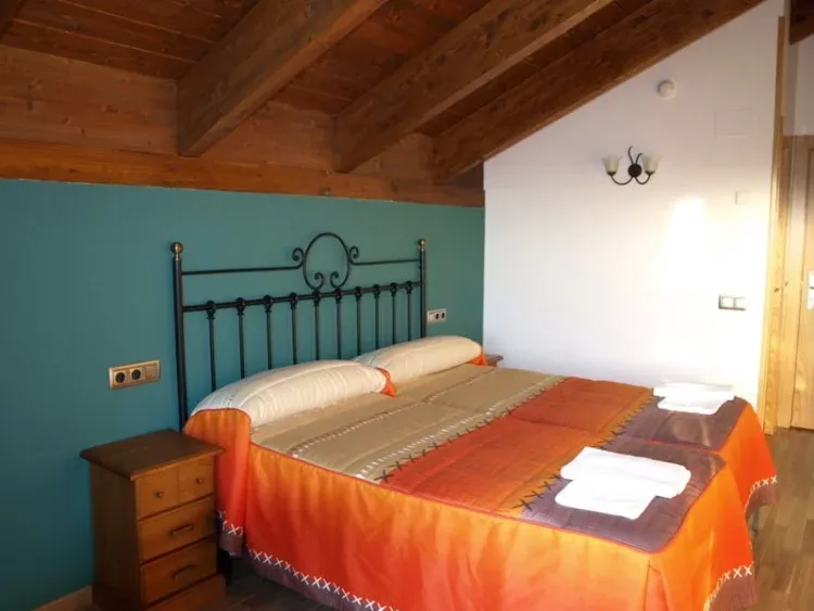 Imagen de habitación de dos camas